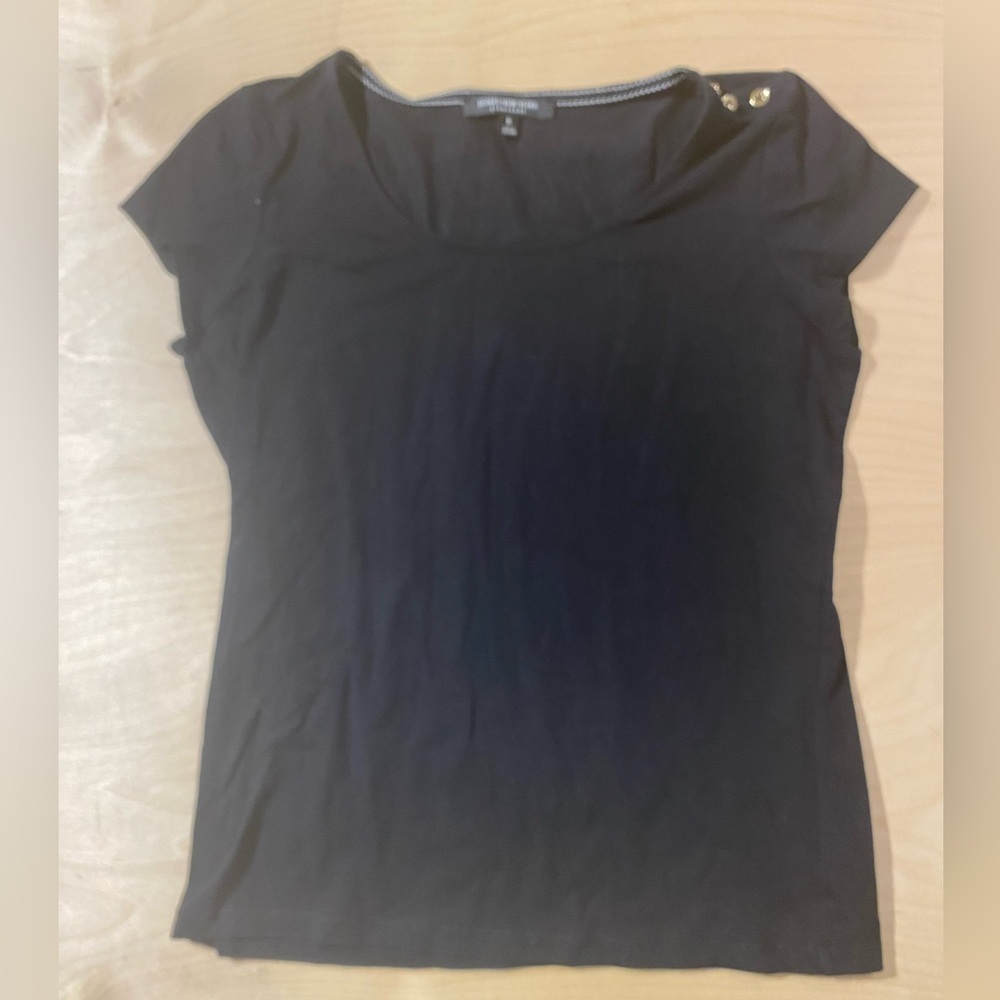 Jones New York Black Short Sleeve Top with Button Accents Small (QS)